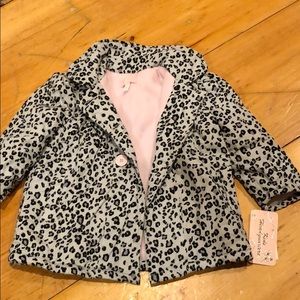 Toddler girls leopard coat. Pink fleece lining.